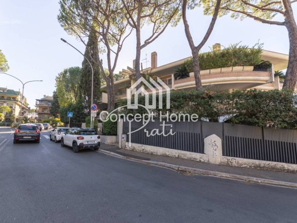 appartamento in vendita a Roma in zona Tor di Quinto