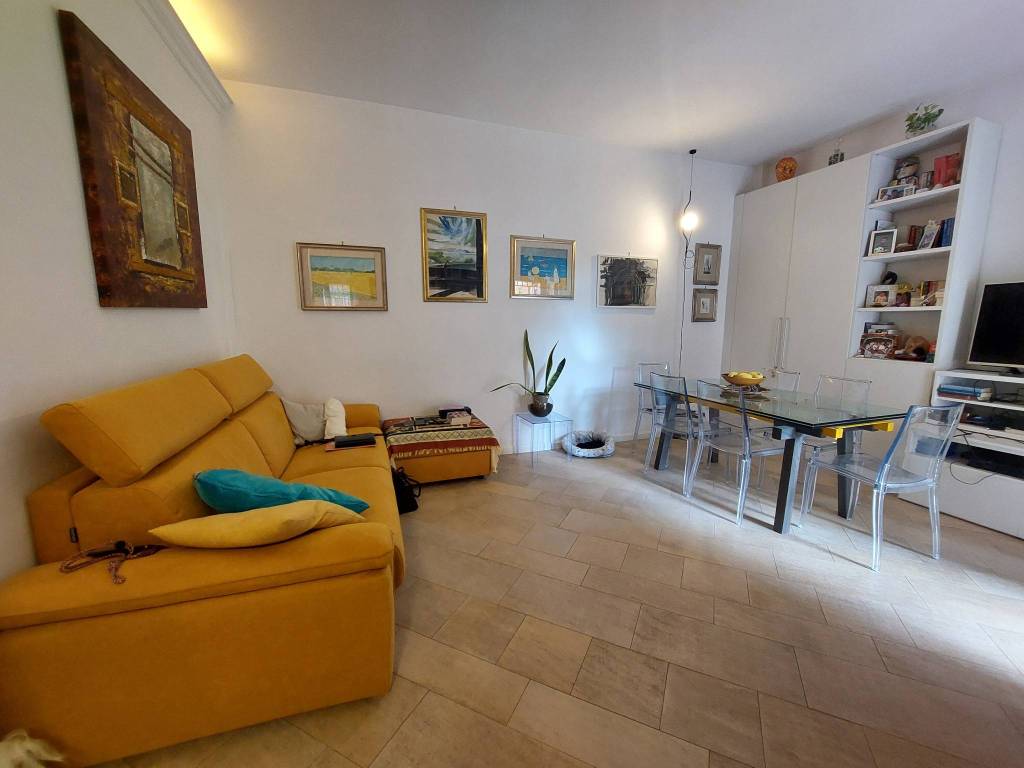 appartamento in vendita a Roma in zona Ostia