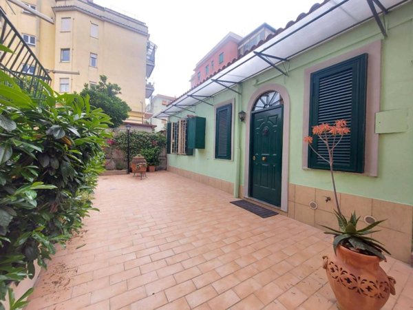 appartamento in vendita a Roma in zona Prenestino-Centocelle