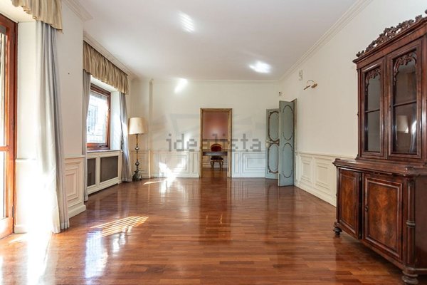 appartamento in vendita a Roma in zona Della Vittoria