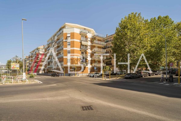 appartamento in vendita a Roma in zona Monte Sacro/Talenti