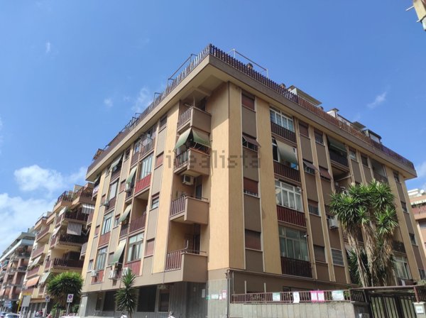 appartamento in vendita a Roma in zona Ostia