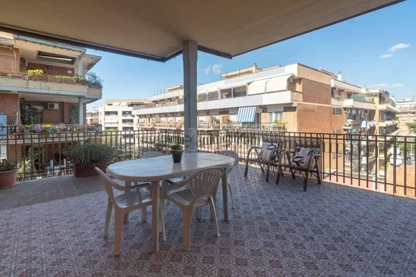 appartamento in vendita a Roma in zona Ostia