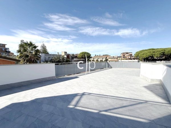 appartamento in vendita a Roma in zona Gianicolense