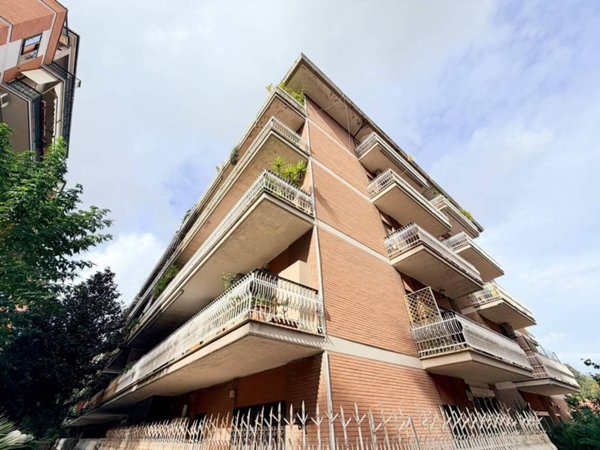 appartamento in vendita a Roma in zona Gianicolense