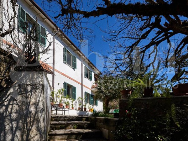 casa indipendente in vendita a Roviano