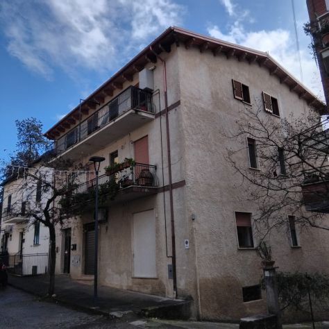 appartamento in vendita a Roviano