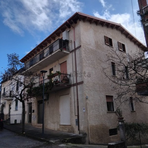 appartamento in vendita a Roviano