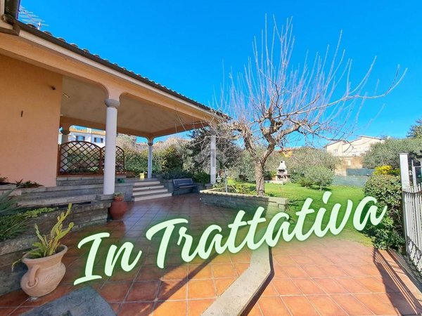 casa indipendente in vendita a Roviano