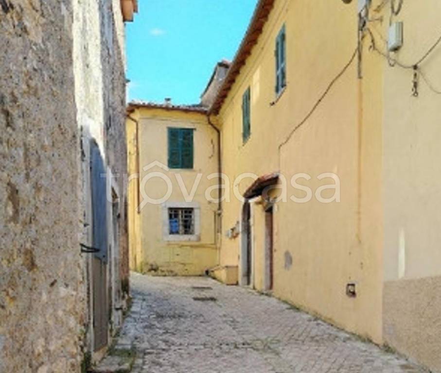 appartamento in vendita a Roviano
