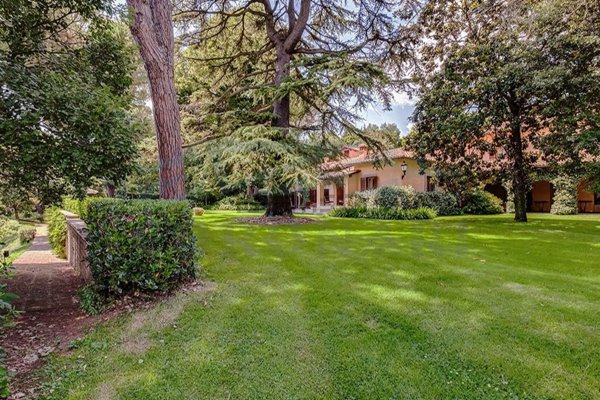 villa in vendita a Sacrofano
