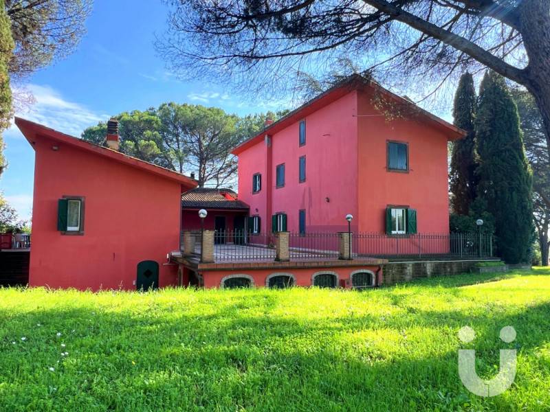 casa indipendente in vendita a Sacrofano