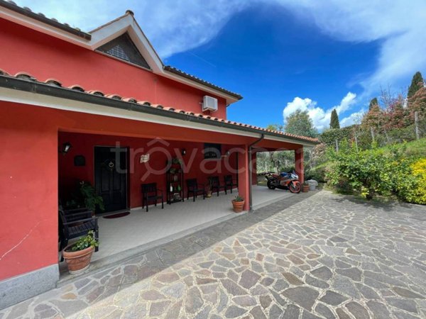 casa indipendente in vendita a Sacrofano