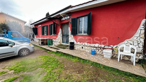 casa indipendente in vendita a Sacrofano in zona Monte Caminetto
