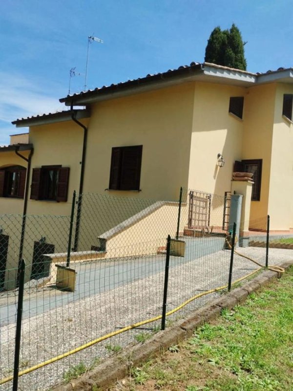 casa indipendente in vendita a Sacrofano in zona Monte Caminetto