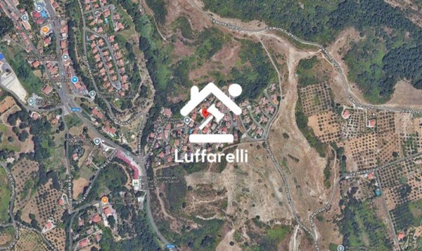 casa indipendente in vendita a Sacrofano in zona Santa Maria