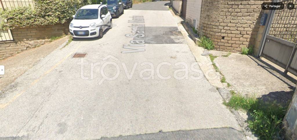 casa indipendente in vendita a Sacrofano in zona Santa Maria