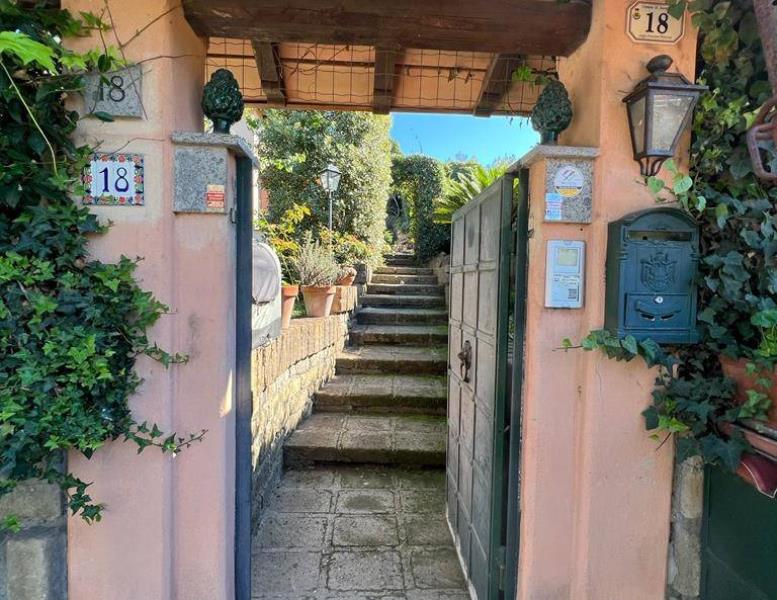 casa indipendente in vendita a Sacrofano