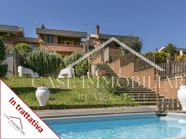 casa indipendente in vendita a Sacrofano