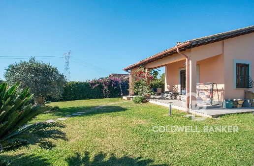 casa indipendente in vendita a Sacrofano in zona Borgo Pineto
