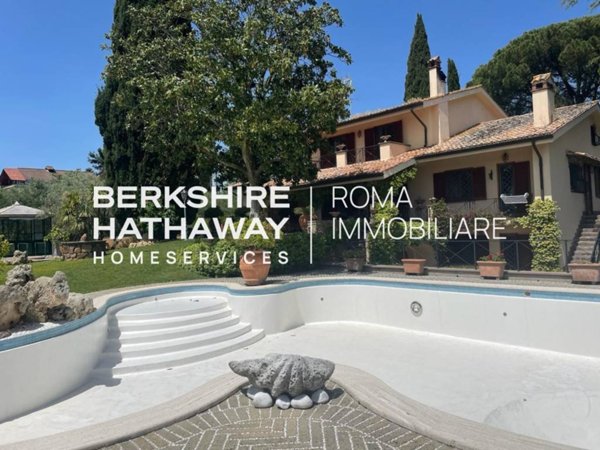 casa indipendente in vendita a Sacrofano