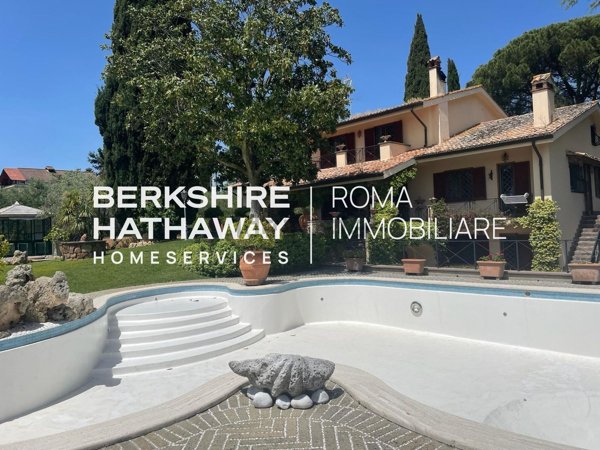 casa indipendente in vendita a Sacrofano
