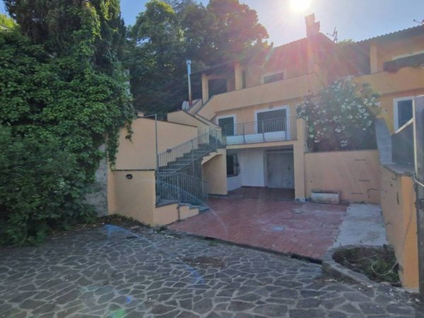 casa indipendente in vendita a Sacrofano