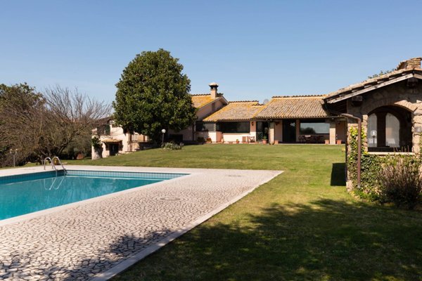 casa indipendente in vendita a Sacrofano