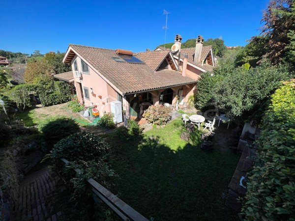 casa indipendente in vendita a Sacrofano