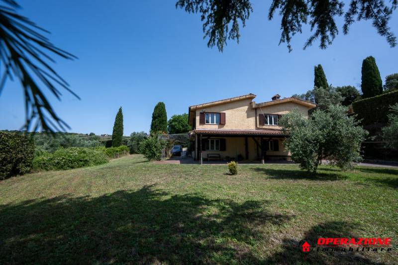 casa indipendente in vendita a Sacrofano