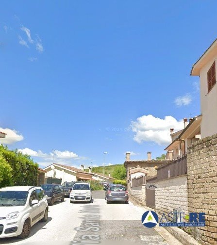 casa indipendente in vendita a Sacrofano in zona Santa Maria