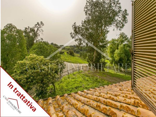 casa indipendente in vendita a Sacrofano in zona Monte Caminetto