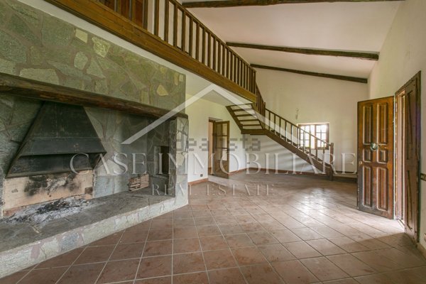 casa indipendente in vendita a Sacrofano in zona Monte Caminetto