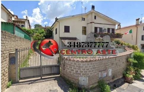 casa indipendente in vendita a Sacrofano in zona Santa Maria