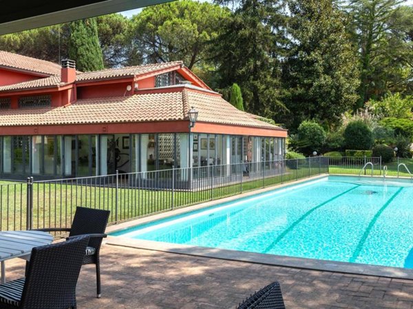 casa indipendente in vendita a Sacrofano