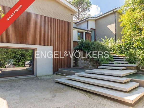 casa indipendente in vendita a Sacrofano in zona Monte Caminetto