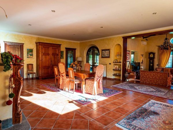 casa indipendente in vendita a Sacrofano