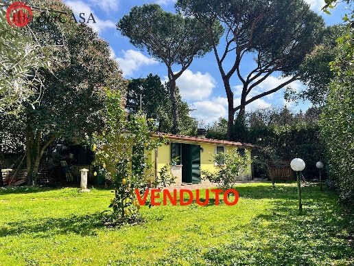 casa indipendente in vendita a Sacrofano in zona Monte Caminetto