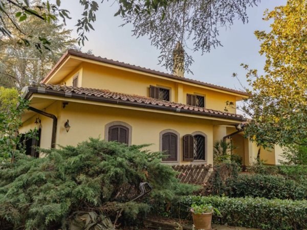 casa indipendente in vendita a Sacrofano in zona Monte Caminetto
