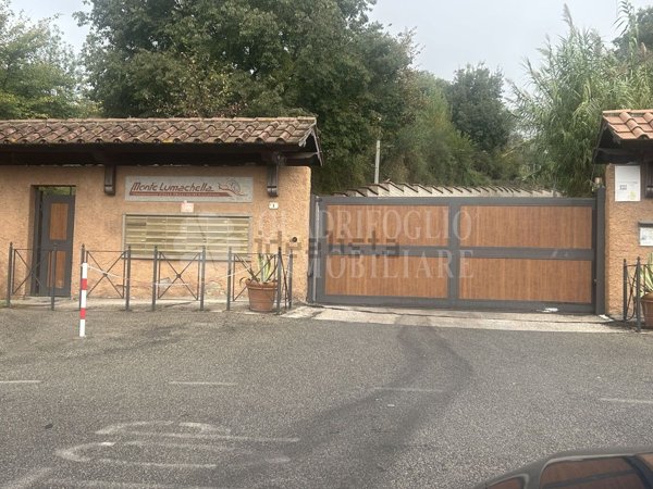 casa indipendente in vendita a Sacrofano