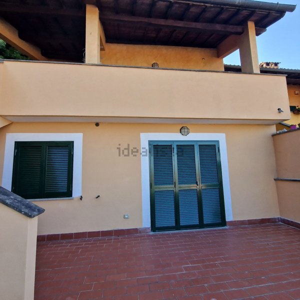casa indipendente in vendita a Sacrofano