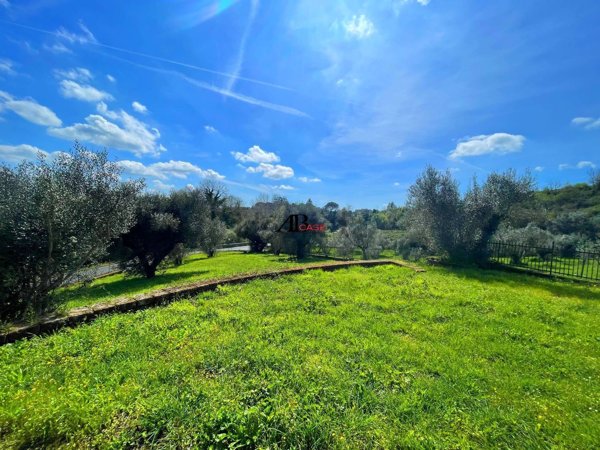 casa indipendente in vendita a Sacrofano