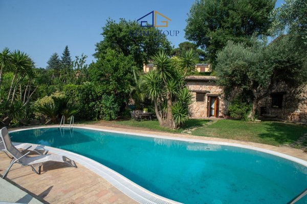 casa indipendente in vendita a Sacrofano