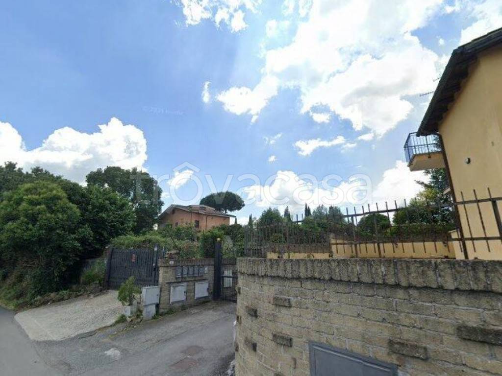 casa indipendente in vendita a Sacrofano