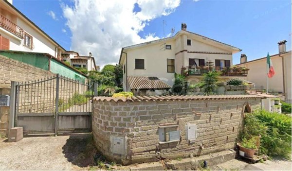 casa indipendente in vendita a Sacrofano in zona Santa Maria