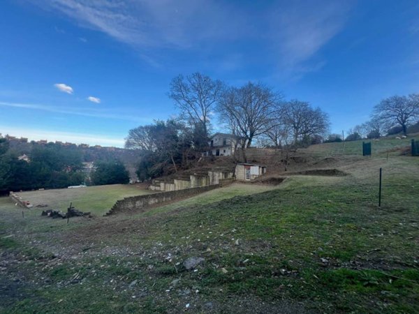 negozio in vendita a Sacrofano