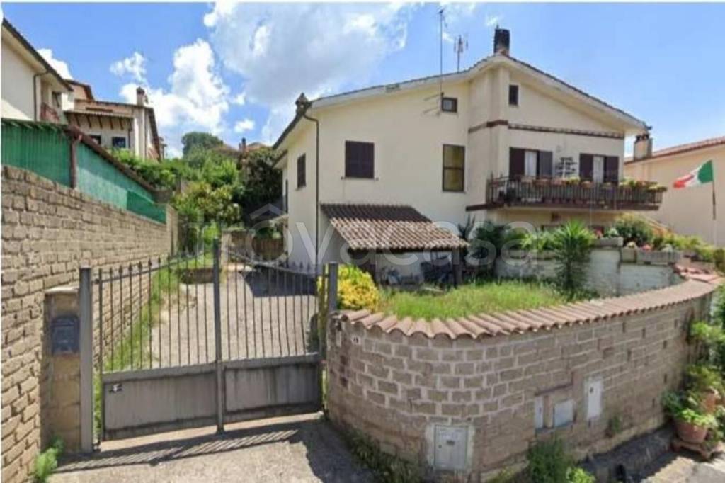 casa indipendente in vendita a Sacrofano
