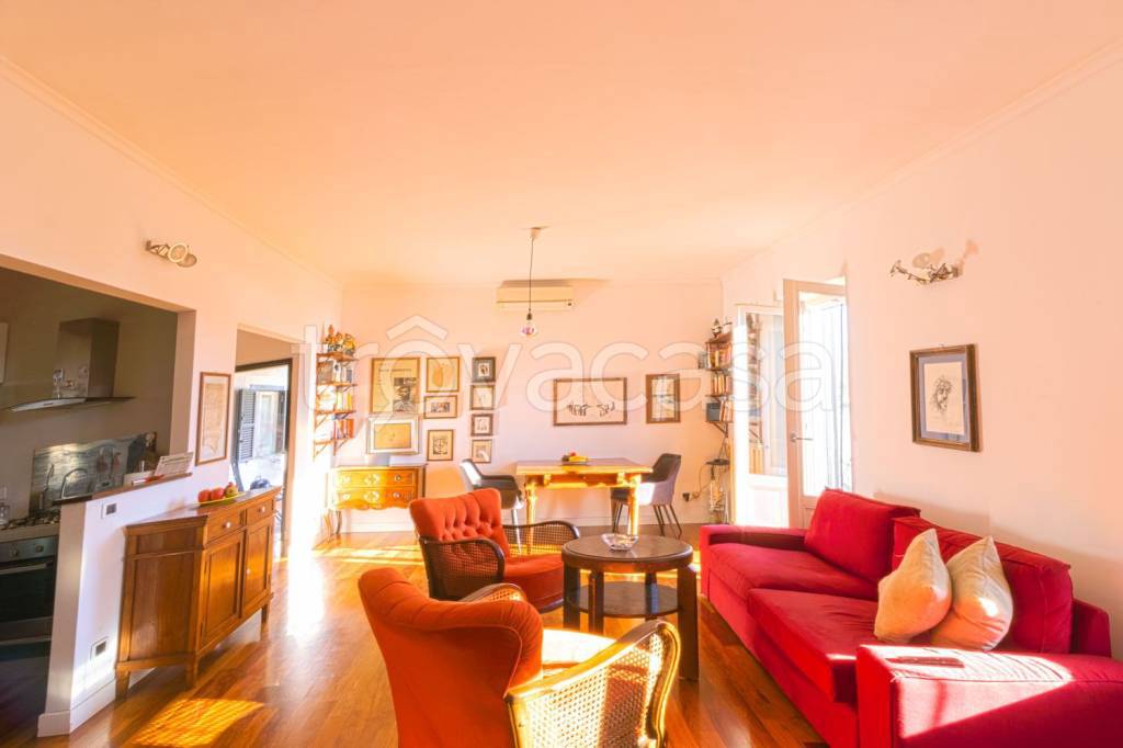 casa indipendente in vendita a Sacrofano