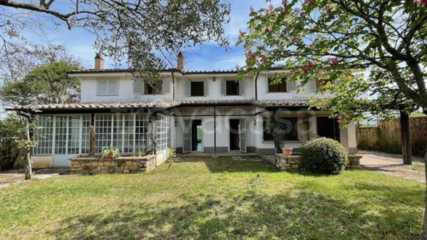 casa indipendente in vendita a Sacrofano