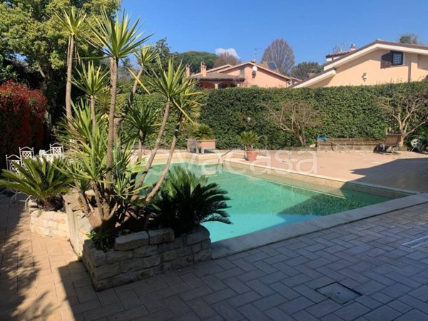 casa indipendente in vendita a Sacrofano